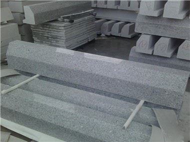 G603 Granitkantsten