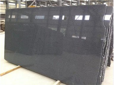 G654 Sesamgrå granit