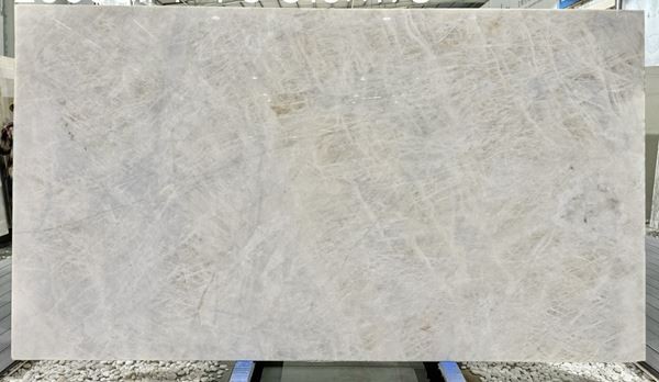 Cristallo ekstra kvartsit