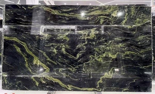 Verde Fantastico Quartzite slabs