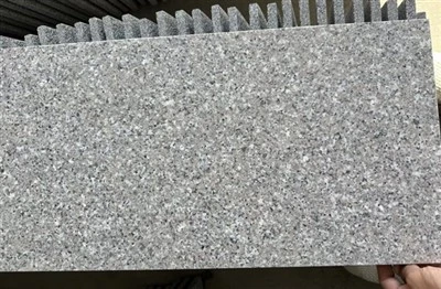 Beige granitfliser