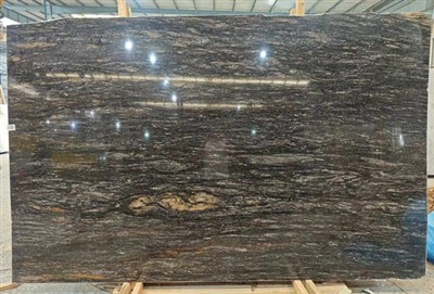 Cianitus granit