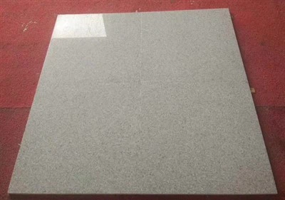 Perlehvid granit